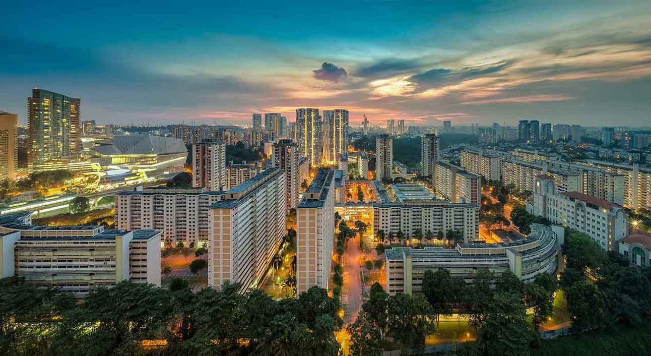 skyscapers and  buildings in urban cities  skyscapers and  buildings in urban cities